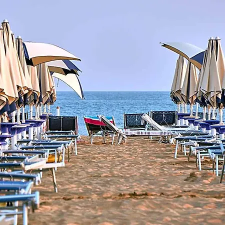 Welcoming In A Quiet And Area By Beahost Hotel Bibione